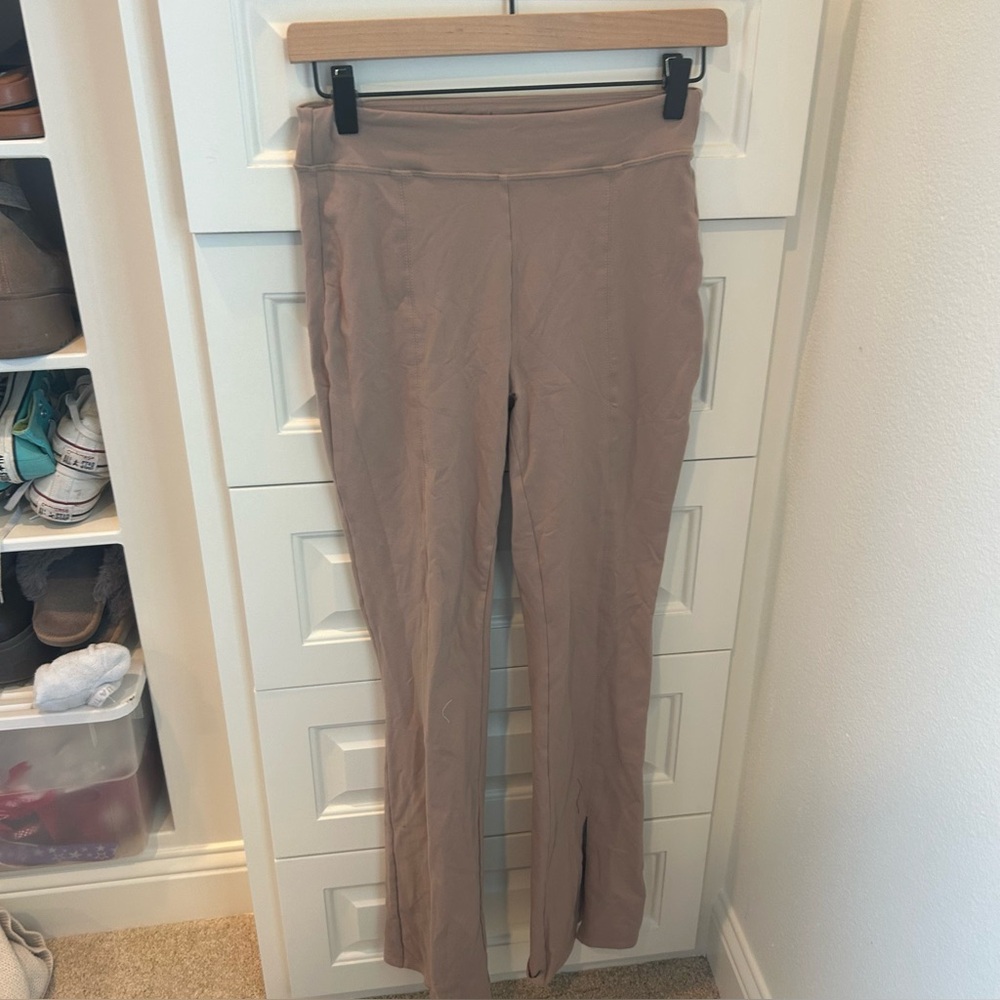 Alo Yoga Pants